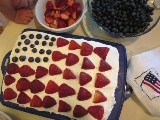 gluten free july 4th flag cake 