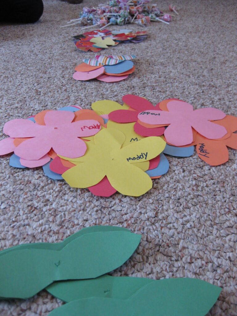 happy face flowery valentines patterns