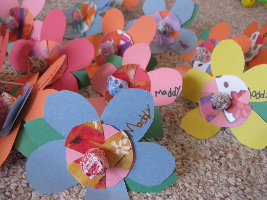 happy face flowery valentines patterns