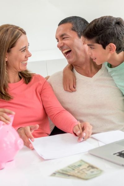 Family Learning Projects That Spark Conversations About Money