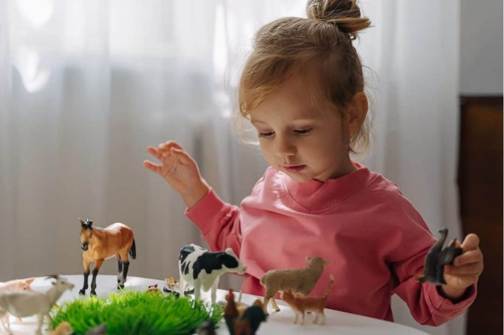 Animal Sounds to Build Preschool and Kindergarten Vocabulary
